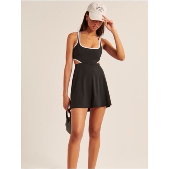 Abercrombie & Fitch Dresses & Skirts - Abercrombie and Fitch Traveler Cutout Mini Dress
